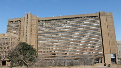 The Civic Centre, where the Metropolitan Centre is, was built in 1971 after a design competition was held.