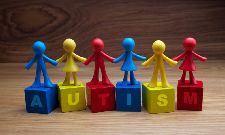 Could strange play in infancy point to autism?