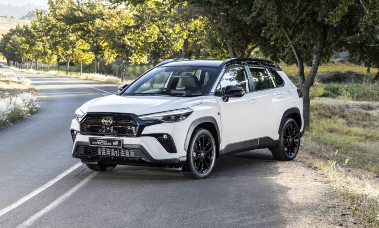 Corolla Cross - 3006