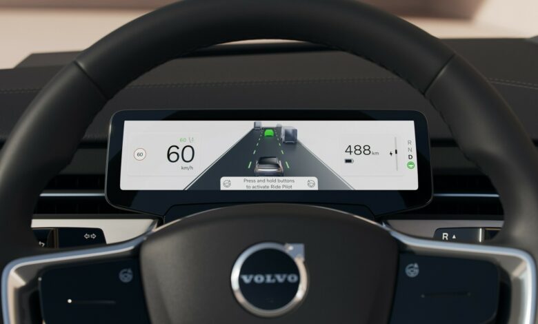 Your new Volvo EX90 gives you the info you need – when you need it