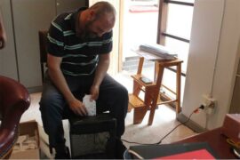 REEA Foundation resident Bustan van Eyk shreds some paper.