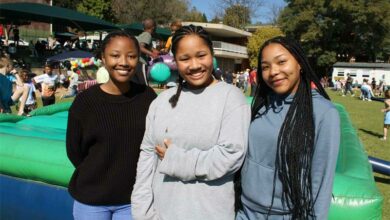 Cailin Webster, Logan Webster and Kylie Johnson are all smiles at the Craighall Carnival. Photo: Asanda Matlhare