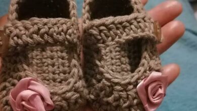 Crocheted shoes for babies.