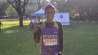 Rutendo Nyahora flaunts her medal. Photo: Asanda Matlhare