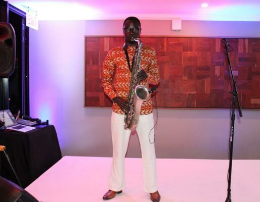 Musician Ayo Solanke serenades the crowd. Photo: Asanda Matlhare