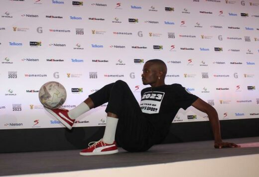 Jabu Mdaka does tricks with a ball on stage. Photo: Asanda Matlhare