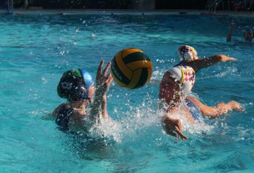 Francesca de Villiers (Roedean School) defends against Jenna Penney (St Stithians Girls' College). Photo: Naidine Sibanda