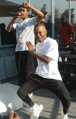 Sandile Khoza and Xolani Makhafula set the stage on fire. Photo: Naidine Sibanda