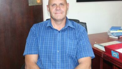Norwood Community Police Forum chairperson Wayne Preston shares some precautions for communities to take. Photo: Naidine Sibanda