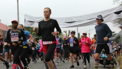 Hundreds take to the streets of Saxonwold for the Rockies BRM race.