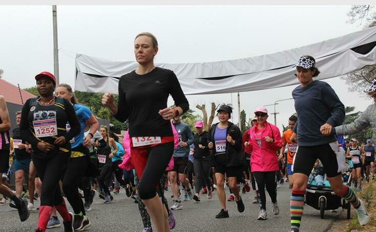 Hundreds take to the streets of Saxonwold for the Rockies BRM race.
