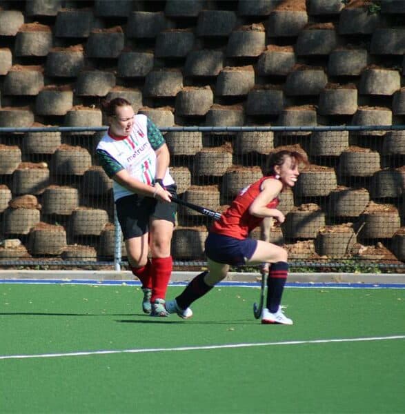 The Pirates Old Ducks beat the current Pirates ladies 5–0 in a lively friendly match to celebrate the launch of their new AstroTurf.