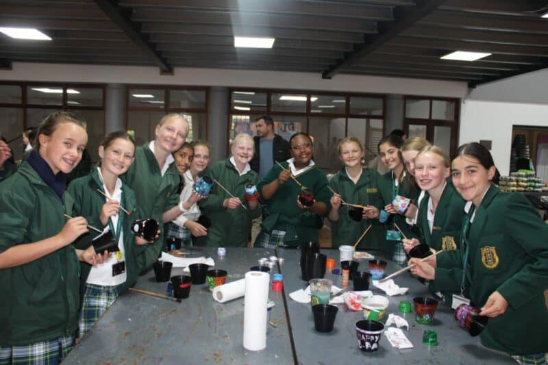 Kingsmead College's Grade 000 to Grade 12 pupils spent their 67 minutes for Mandela Day volunteering.