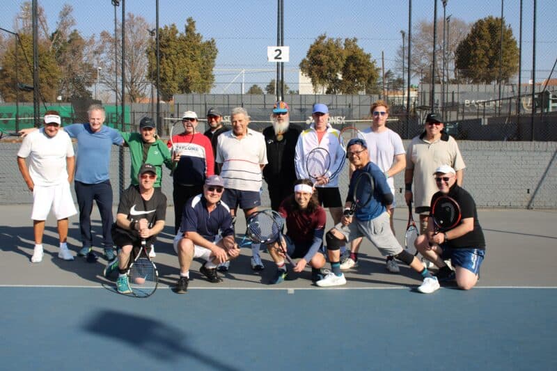 Members and guests are welcome to join the tennis social every Saturday from 14:30 to 18:00.