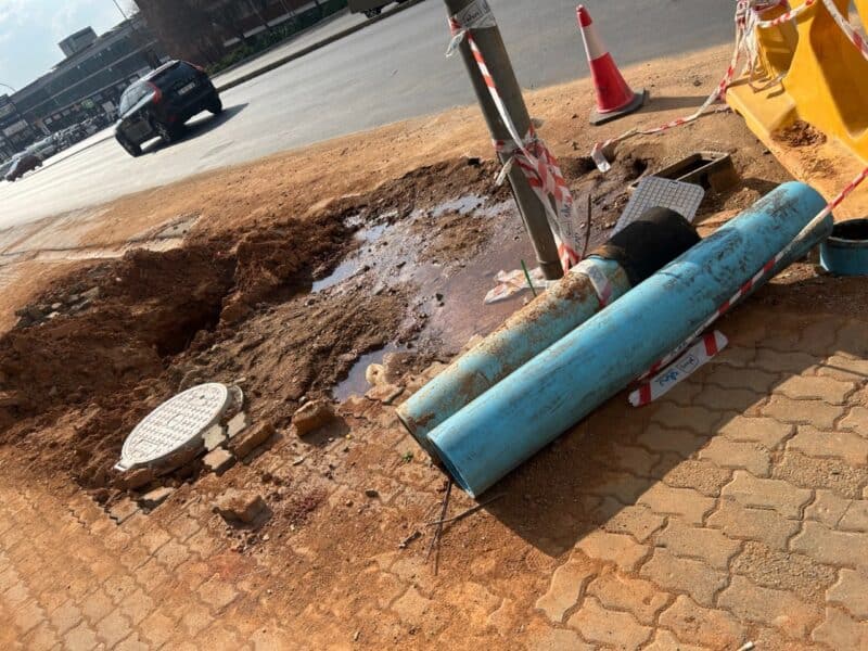 The Johannesburg Water team found that the persistent leak comes from McDonald’s