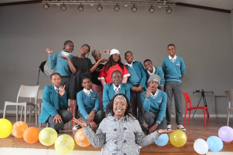 As part of the campaign, the play Primary School Calls was performed, addressing bullying and peer pressure.