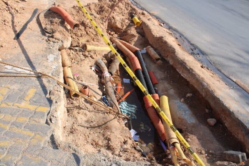 A new excavation believed to be the source of a leak on Jan Smuts emerged in Craighall Park.