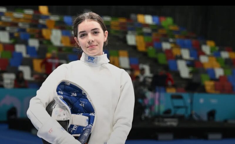 St Mary’s School, Waverly learner, Nikita Venturas, was the top-ranked fencer in the U17 Cadets category.