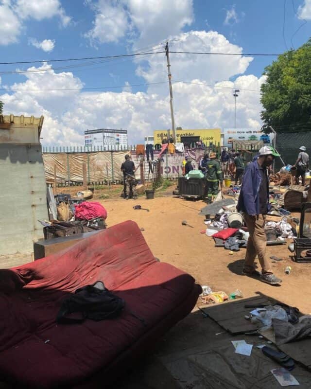 A joint operation at the Parkhurst Bowling Club saw law enforcement and private security remove illegal structures and restore order to the troubled site, as authorities renew efforts to balance safety, redevelopment, and compassion for the displaced.
