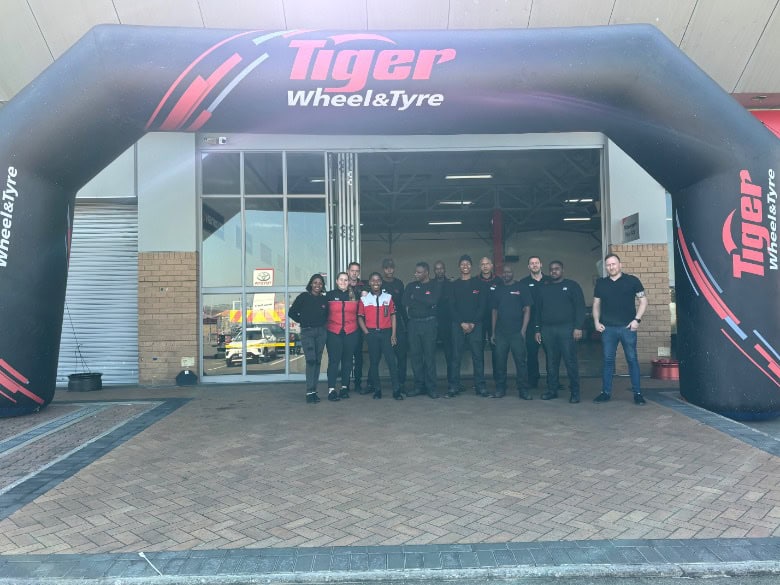 Tiger Wheel & Tyre is proud to announce its win as Best Car Accessories Dealer in the 2025 Best of Joburg Readers’ Choice Awards. This prestigious recognition, voted for by thousands of loyal readers, underscores the public’s trust in the brand and its unwavering commitment to excellence.