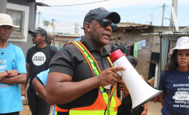 The 16 days of activism campaign, featuring Sandringham SAPS, the department of community safety, community in blue, and the South African National Council on Alcoholism, began in Bramley View for their stand against GBV.