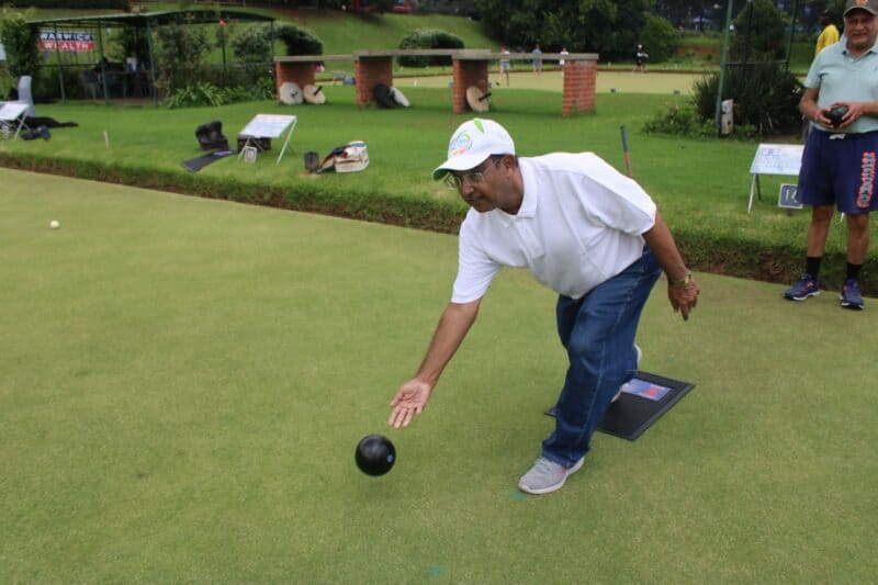 Pirates Club social bowls take place every Sunday from 09:30-11:00, and is open to all community members to come and join in.