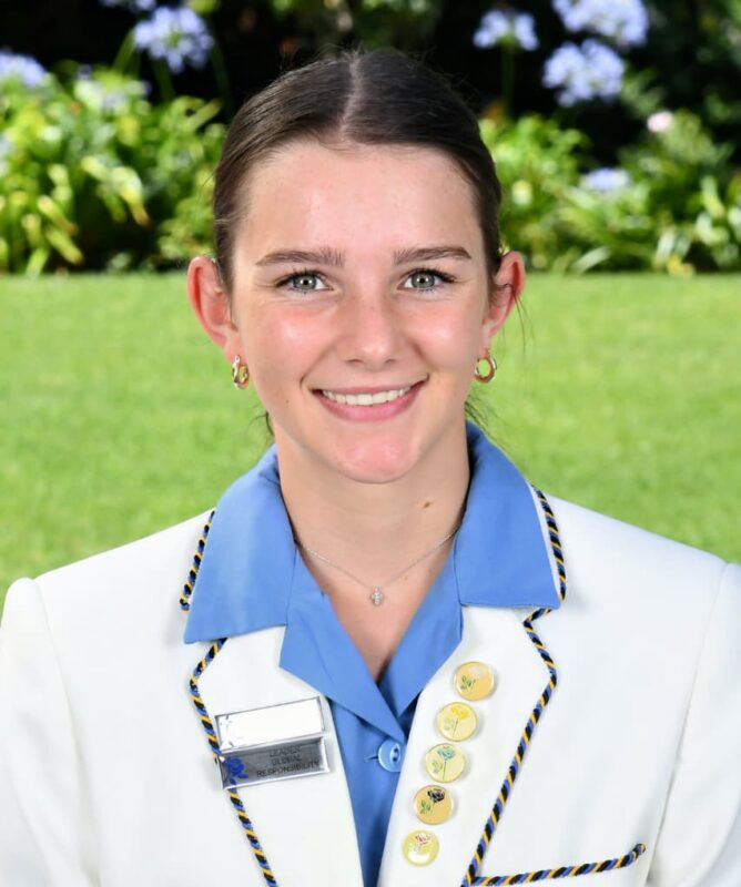 Jennifer Sweeney is set to study chemical engineering at the University of Pretoria after achieving 7 distinctions and top 1% placement in the 2025 matric exams.