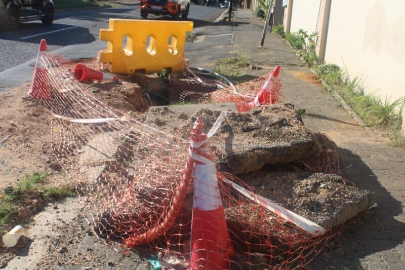 According to JRA to depot promised to repair the excavation on January 30, but Lyndhurst is still waiting.