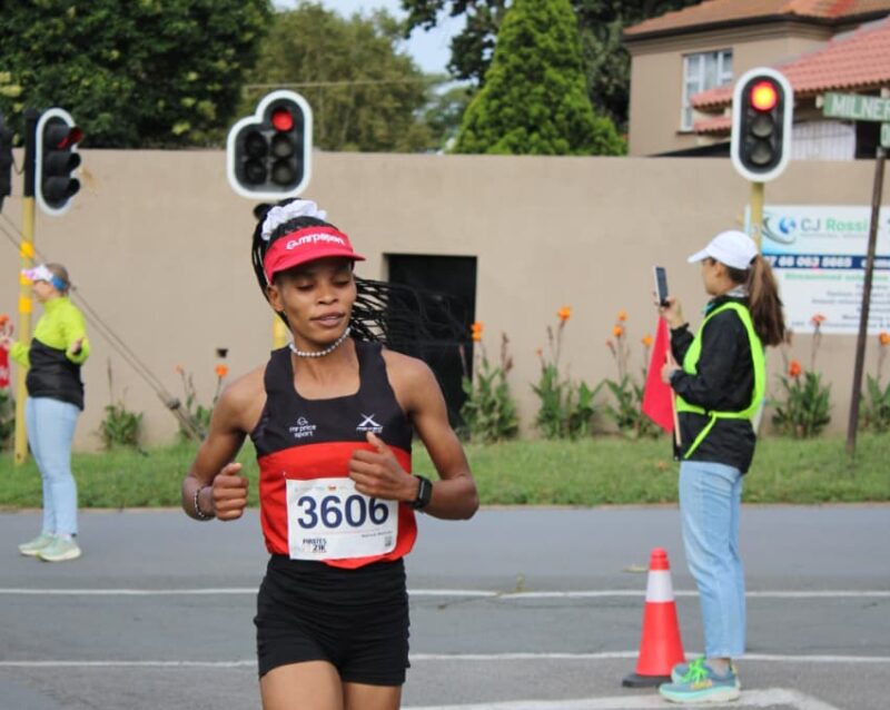 The sold-out 48th Pirates 21k is currently underway, with 5 000 runners tackling steep hills, tough climbs and breath-taking views.