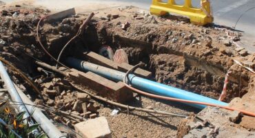 A new water pipe has been installed at the Jan Smuts and Rothesay avenues excavation on May 2, 2026. Photo: Asanda Matlhare