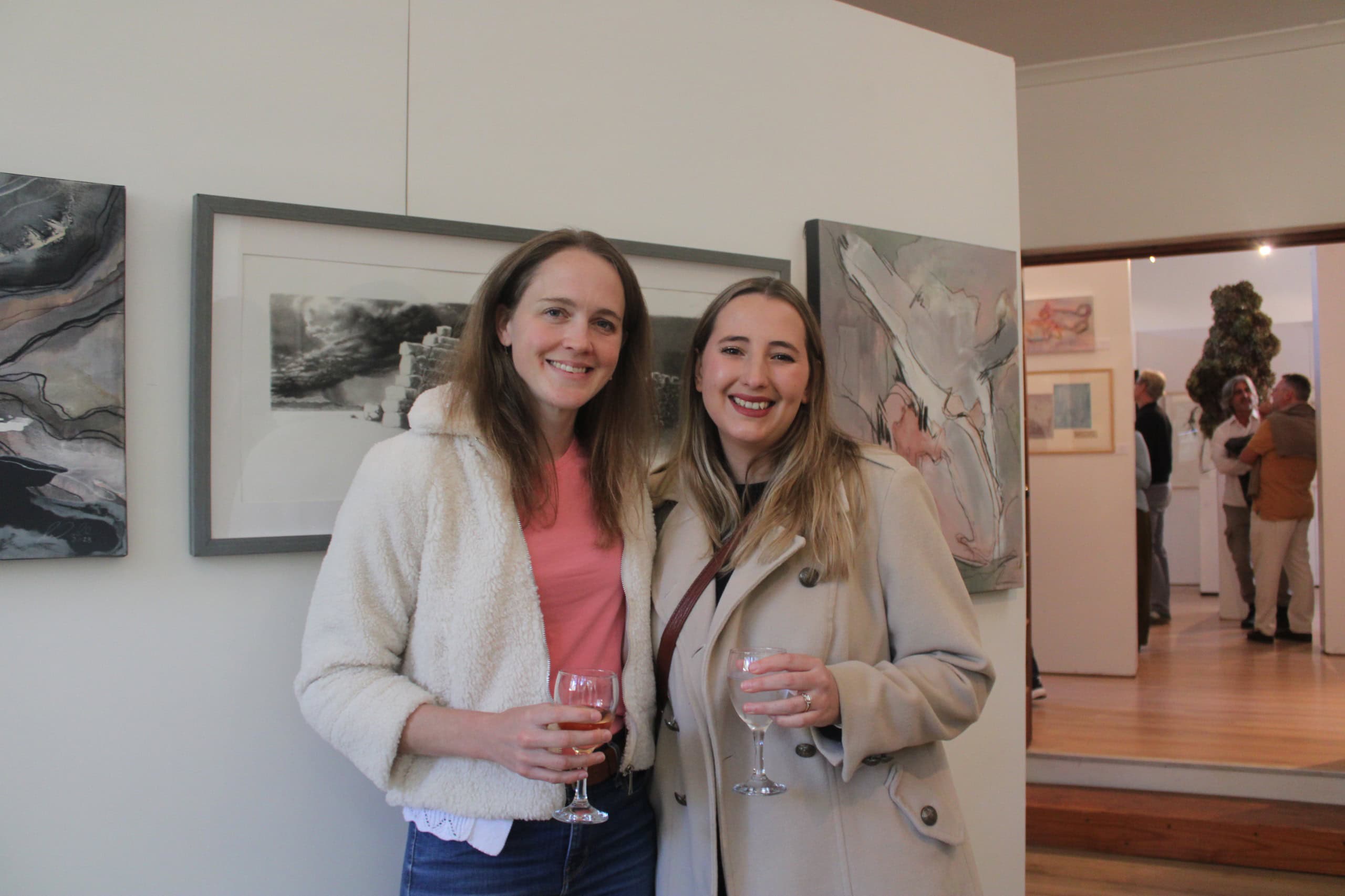 Artists rally behind one of their own to raise funds for cancer treatment
