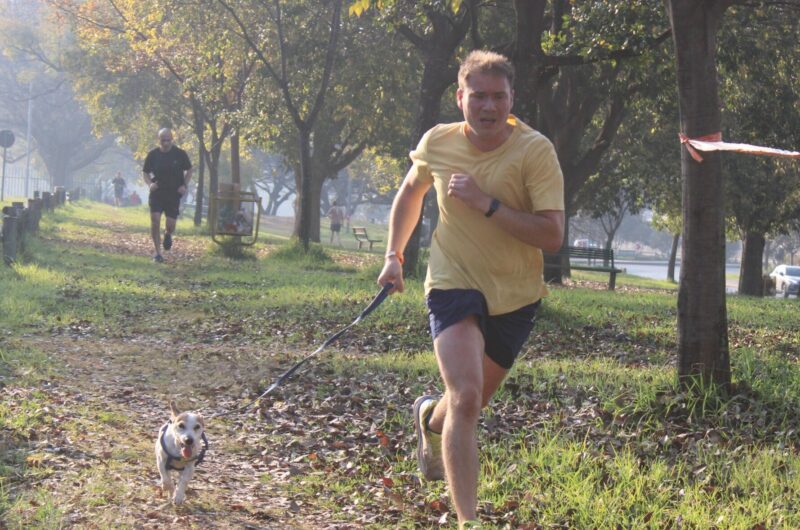 Atoll parkrun is organised by volunteers and takes place every Saturday morning at Winston Ridge at 08:00.