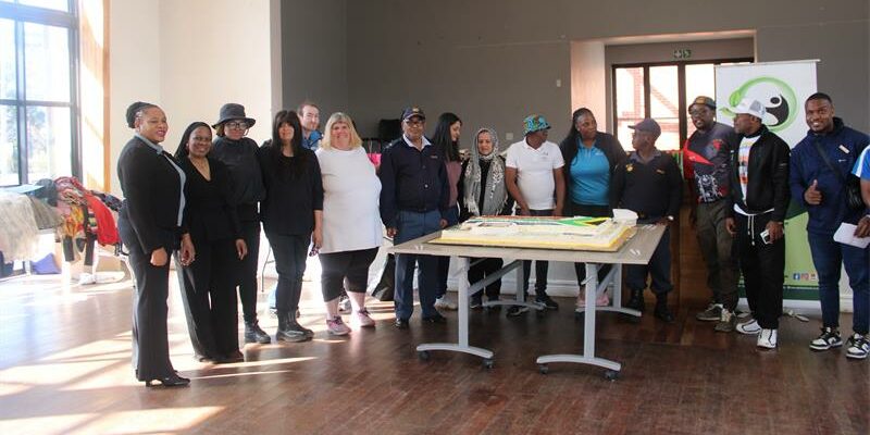 Various stakeholders who made the Mandela Day clean-up and giving back initiative possible at Paterson Park recreation center. Photo: Thato Modopi