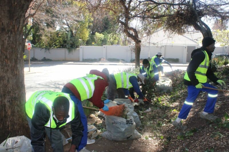 Residents, volunteers and various stakeholders joined forces to clean Norwood and Orange Grove parks as part of a Mandela Day initiative aimed at giving back to the community and encouraging residents to care for their surroundings.