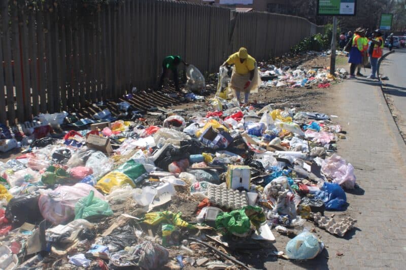 Community members come together and roll up their sleeves on August 20, 2026. Photo: Asanda Matlhare