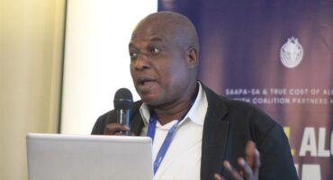 Department of Health representative Kgalabi Ngako presents on the dangers of alcohol on October 1, 2026. Photo: Asanda Matlhare