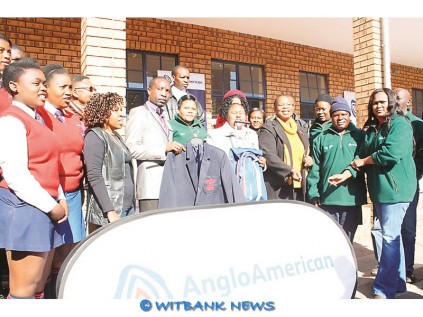 The principal of the school, Ms B.I Sigudla, Deputy Principal Mr M. Mkhebane, representative from Department of Education Mrs I. Bashele and workers from Greenside Anglo American had a short ceremony to congratulate and wish the choir well and then handed over the blazers to the conductor and learners.