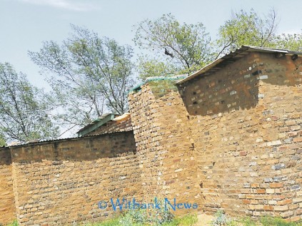 The house without windows where Makwakwa stayed in Lekazi, Old Coronation.