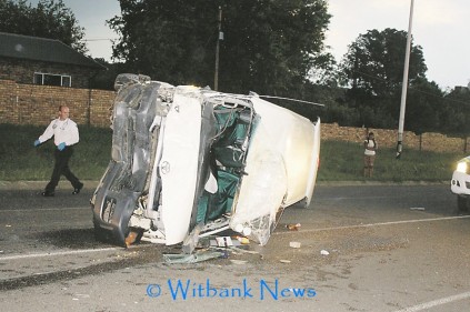 Die minibus taxi na dit omgeslaan het.