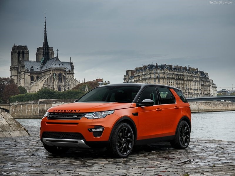 Land Rover Discovery Sport.