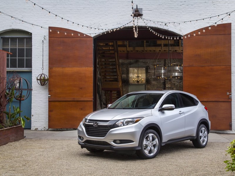 Honda-HR-V_2016_1024x768_wallpaper_05