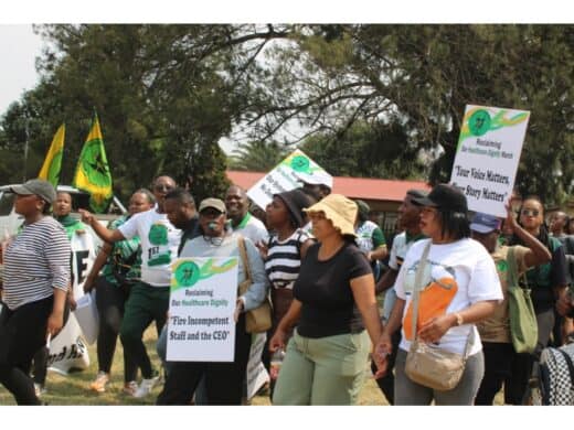 The community of eMalahleni submitted a memorandum to the office of the premier regarding poor service at Witbank Tertiary Hospital. 