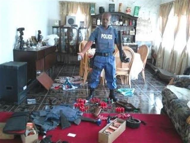 Breaking news: Alleged bogus cop’s home raided, illegal items seized ...