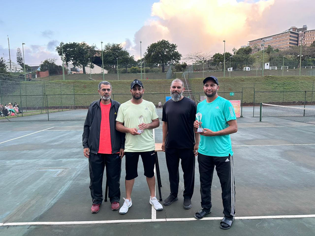 Racqueteers serve an ace | Rising Sun Newspapers