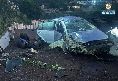 High-speed chase ends in arrest after stolen vehicle crashes | Rising ...