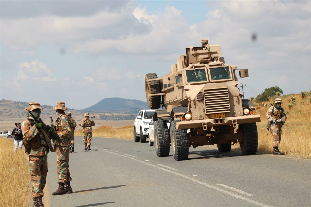 5SAI in Ladysmith to be main base for KZN flood relief troops