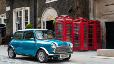 12.LondonElectricCars'affordableelectric-poweredclassicMiniconversionstatictelephonebox