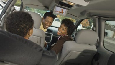 13 Tips to keep your children safe while travelling