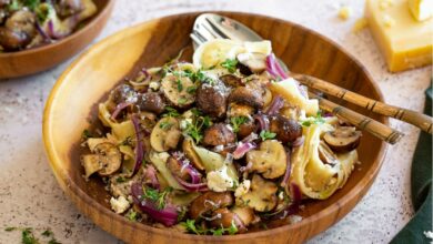 25 JULY - MEATLESS MONDAY - Oven-roasted feta and mushroom pasta
