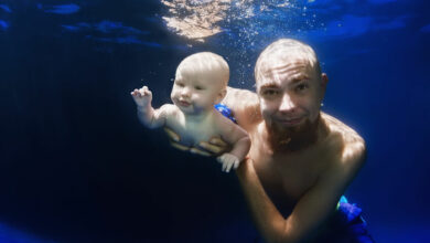 At what age can I teach my child survival swimming lessons?